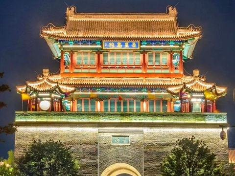 海潮声淹没了离别的黄昏