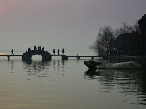 过河（周涛）